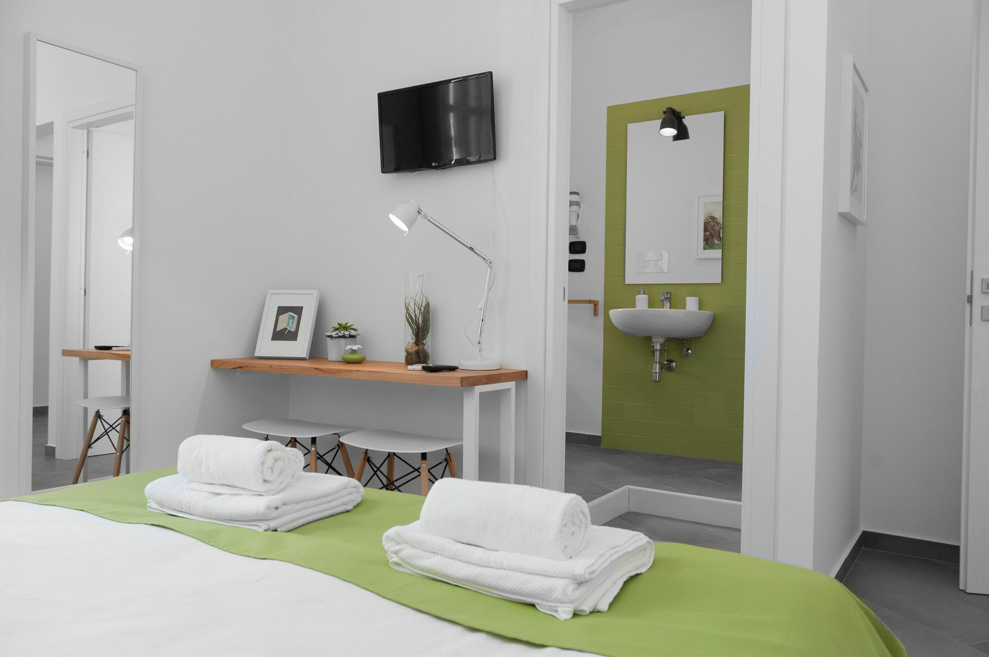 B&B Fuori Squadro - In Centro Con Terrazza Relax Vista Mare Reggio di Calabria Dış mekan fotoğraf